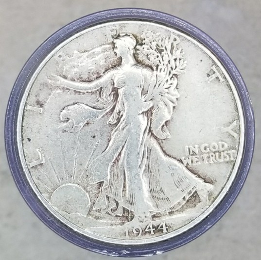 In-My-Half-Dollars---Any-Idea-What-This-Is?