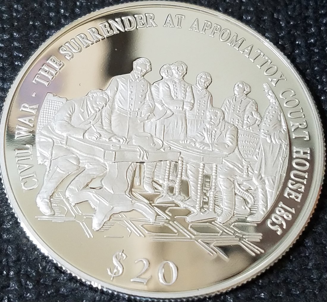 Liberia-2000-20-Dollar-Km#478---Should-I-Get-This-Graded?