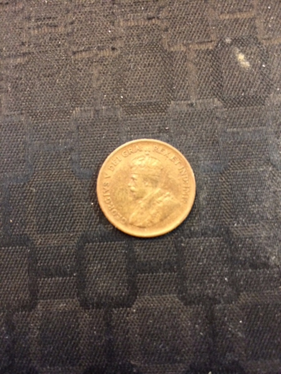 1935-Canadian-George-V-1-Cent.-Pretty-Good-Condition.-Grade-Please?