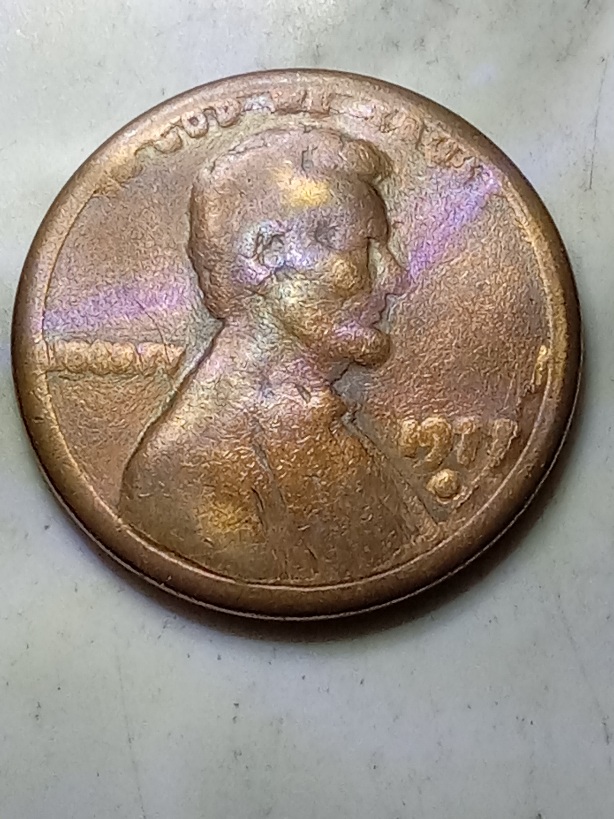 1977-D-Penny-Error?-Capped-Die-Doubt-It.-Acid-Idk-Help.