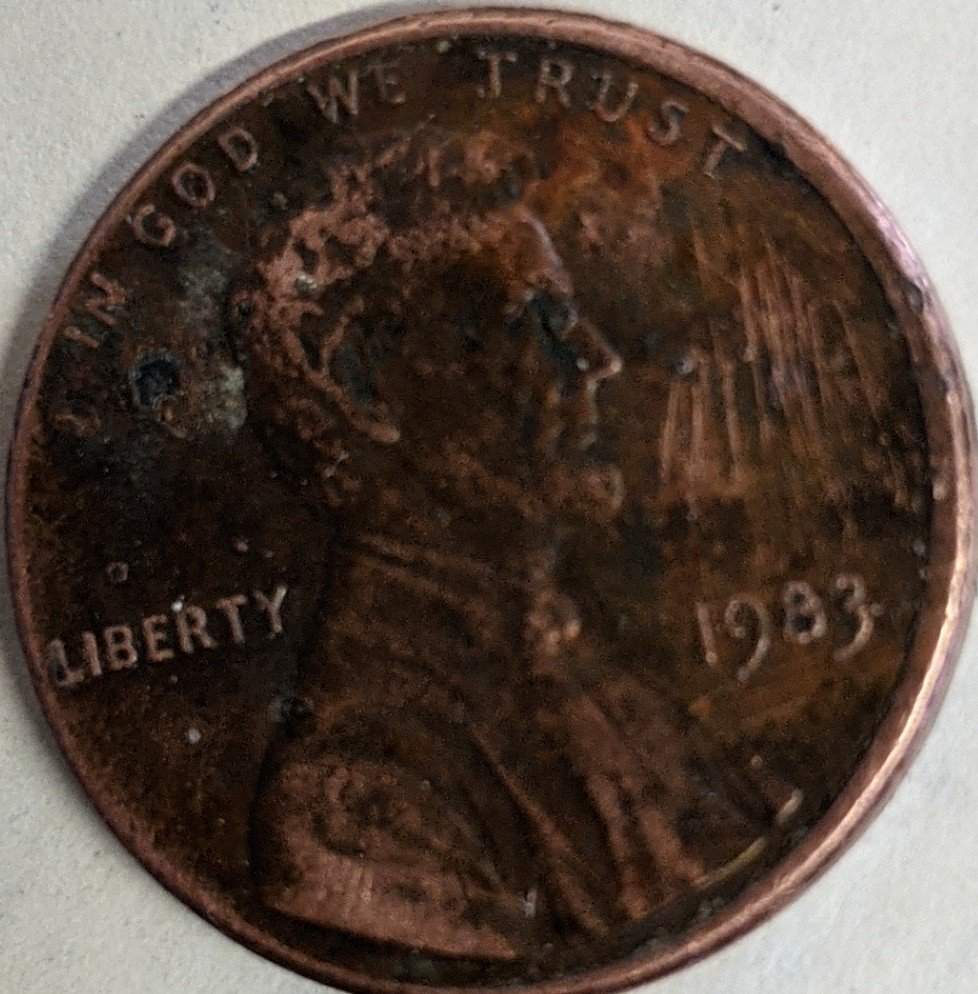 1983-Lincoln-Memorial-Cent,-Off-Center?-Hole?
