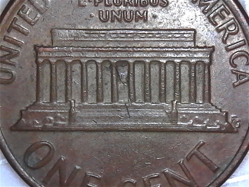 1980-P-LMC-Possible-Error-In-Center-Of-Memorial-Building