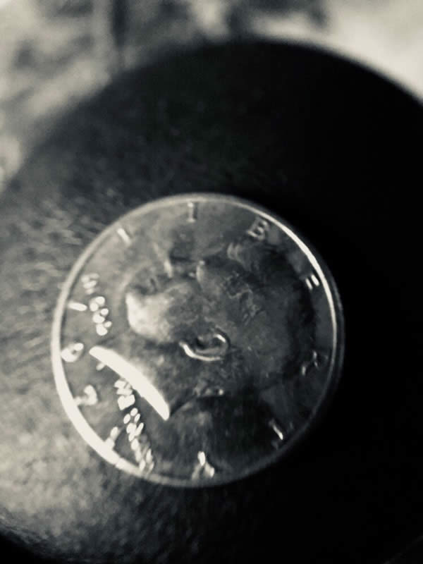 1971-D-Kennedy-Half-Dollar.-I�m-Seeing-A-Shadowy-Image?!