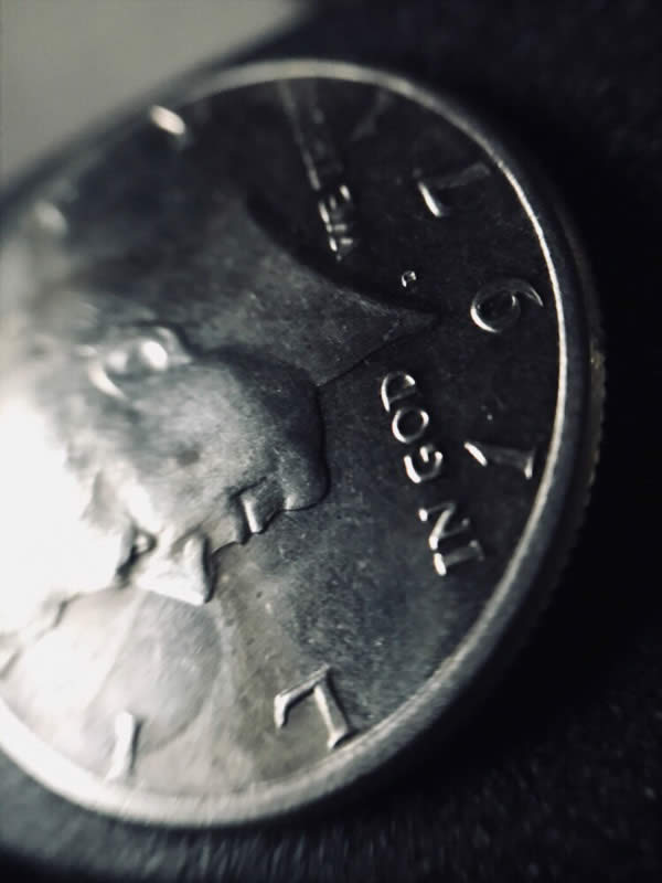 1971-D-Kennedy-Half-Dollar.-I�m-Seeing-A-Shadowy-Image?!