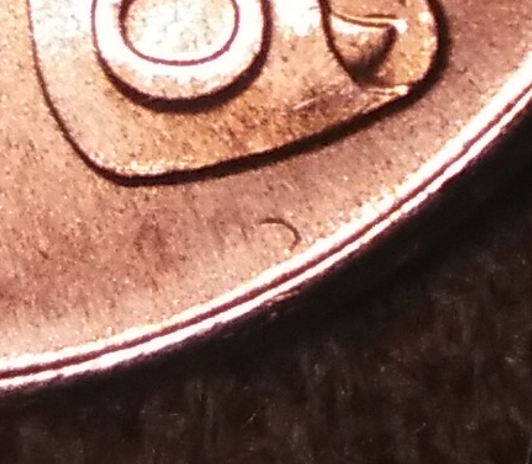 2018-P-Shield-With-Multiple-Issues-Obverse-And-Reverse.