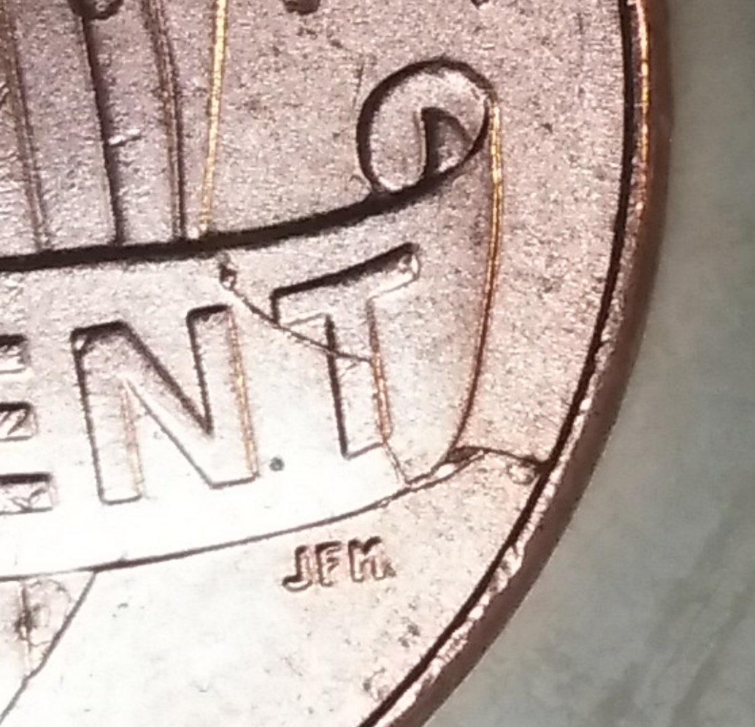 Large-Die-Crack-On-2017-P-Shield-Cent