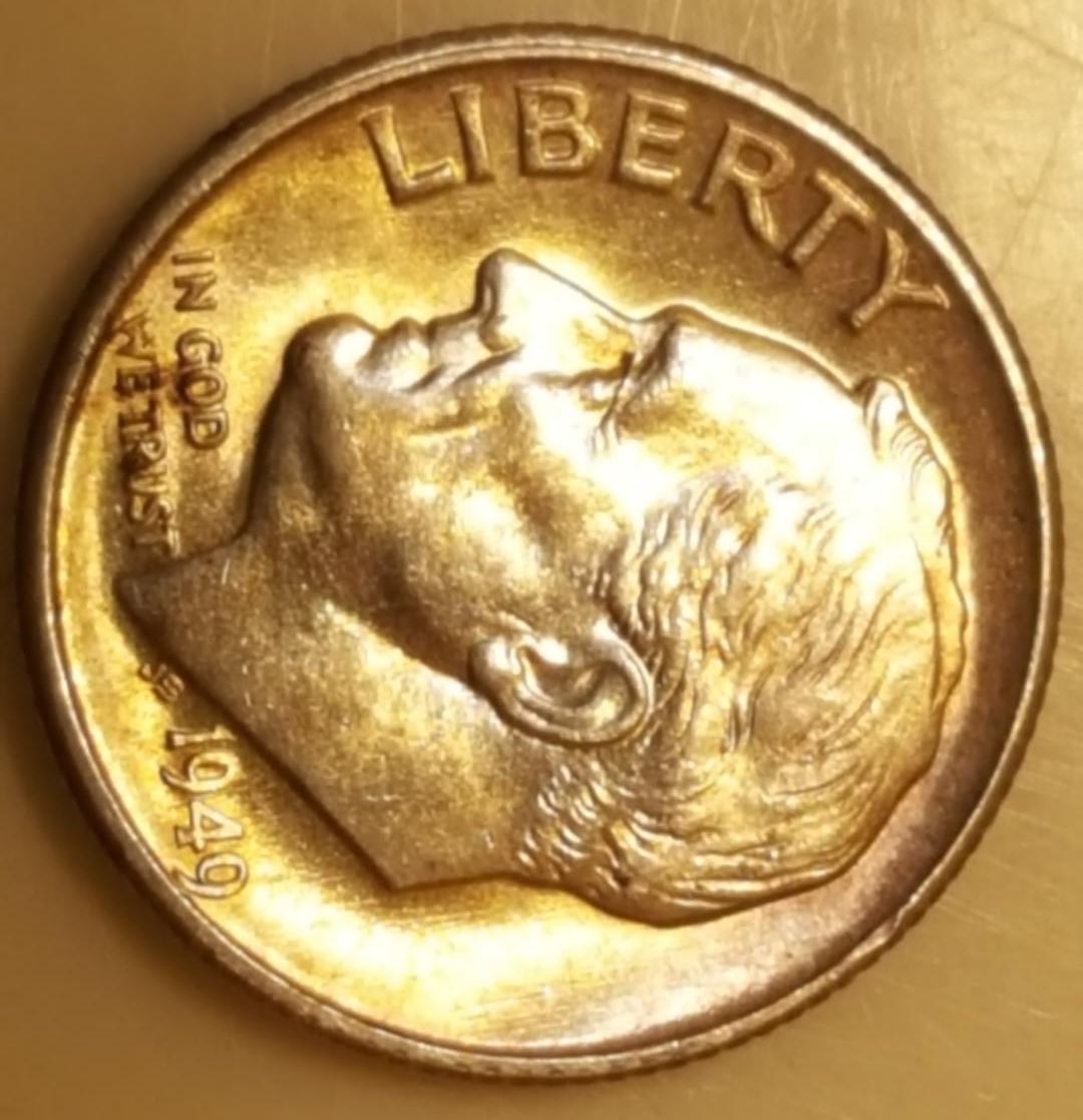 Junk-Bin-1949-S-Dime-Score-At-Coin-Show.