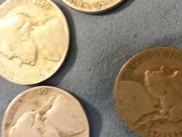 1945-D-Nickel-Very-Dark-In-Color-Is-This-An-Error