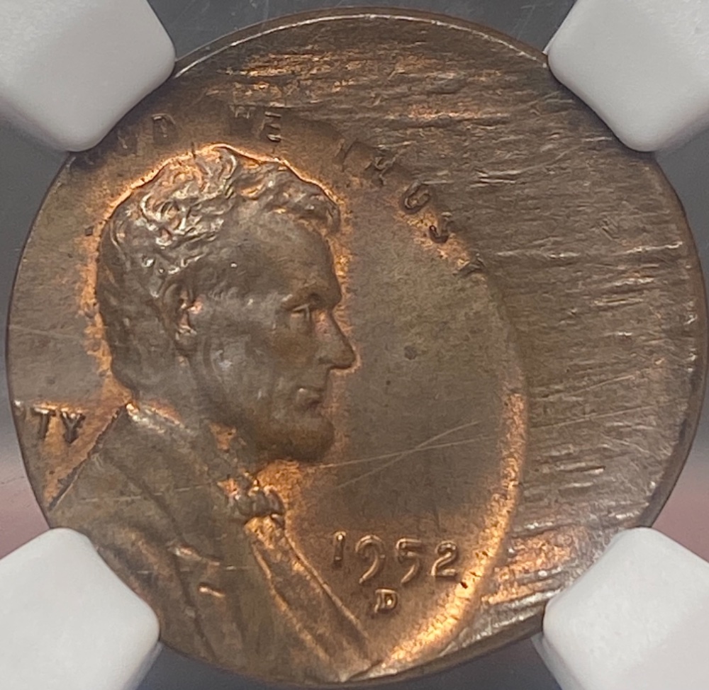 1952-D-Lincoln-30%-Off-Center-On-Odd-Planchet