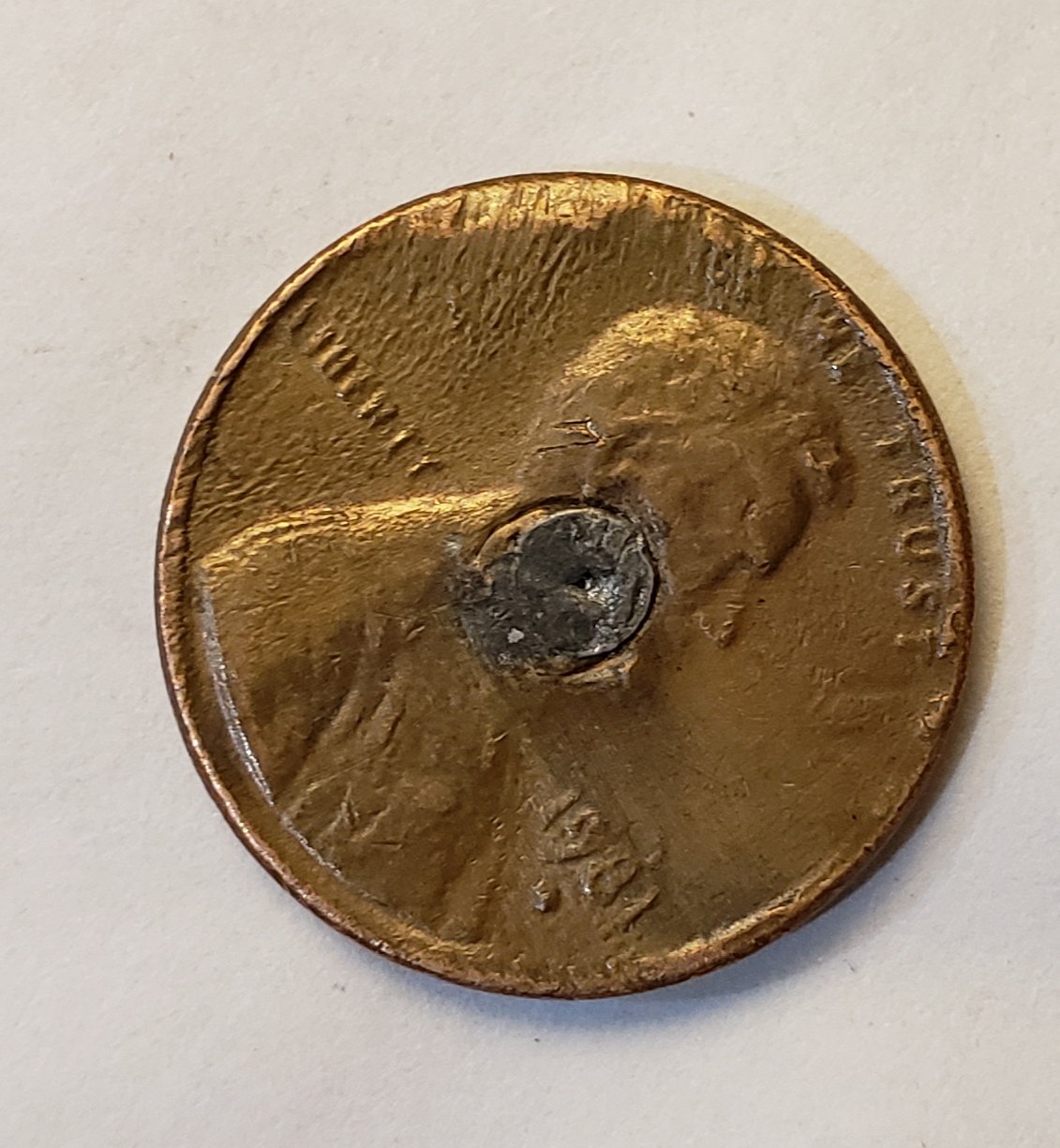 1981-Lincoln-Cent-Mint-Error?-You-Got-Me.