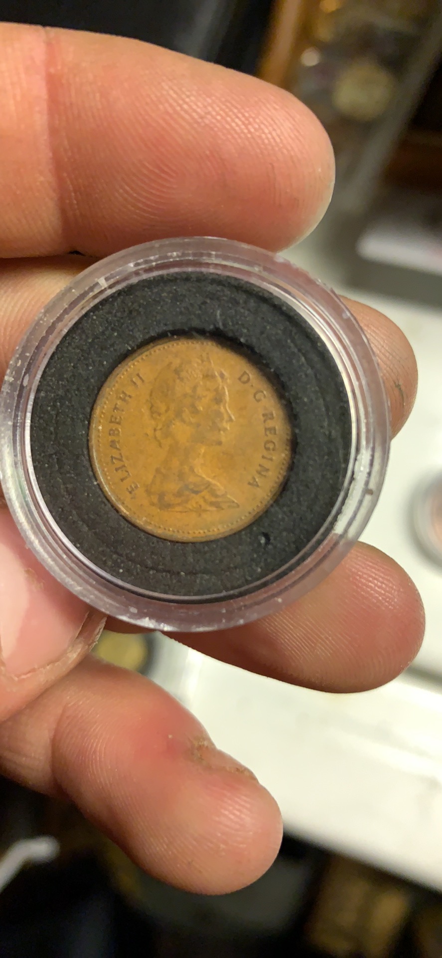 One-Side-Blank-Canadian-Error-Coin-,-Other-Side-Is-The-Queen