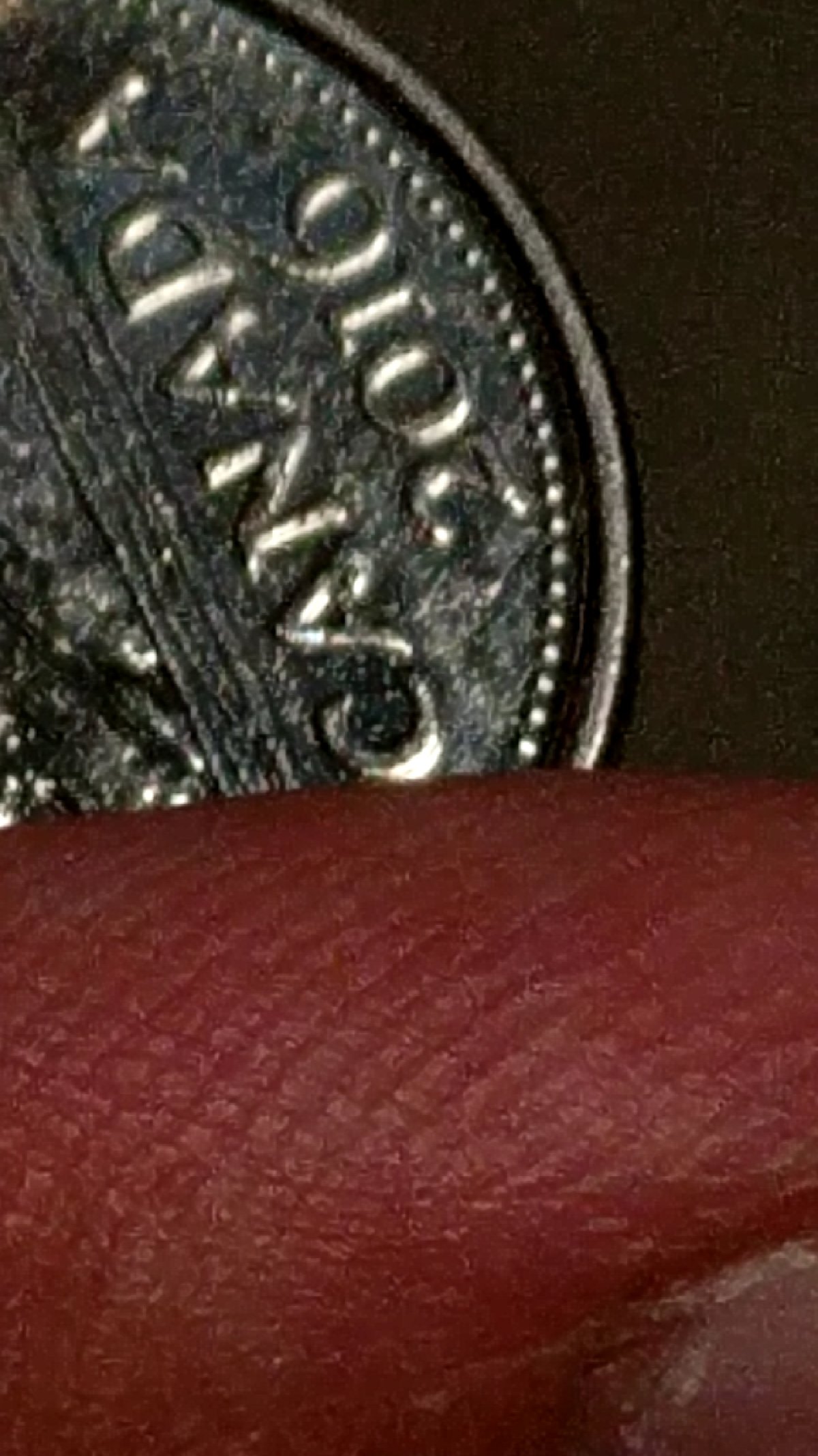2016-Canadian-Nickel-Extra-Metal-On-First-A-In-Canada,-What-Is-This-Called?