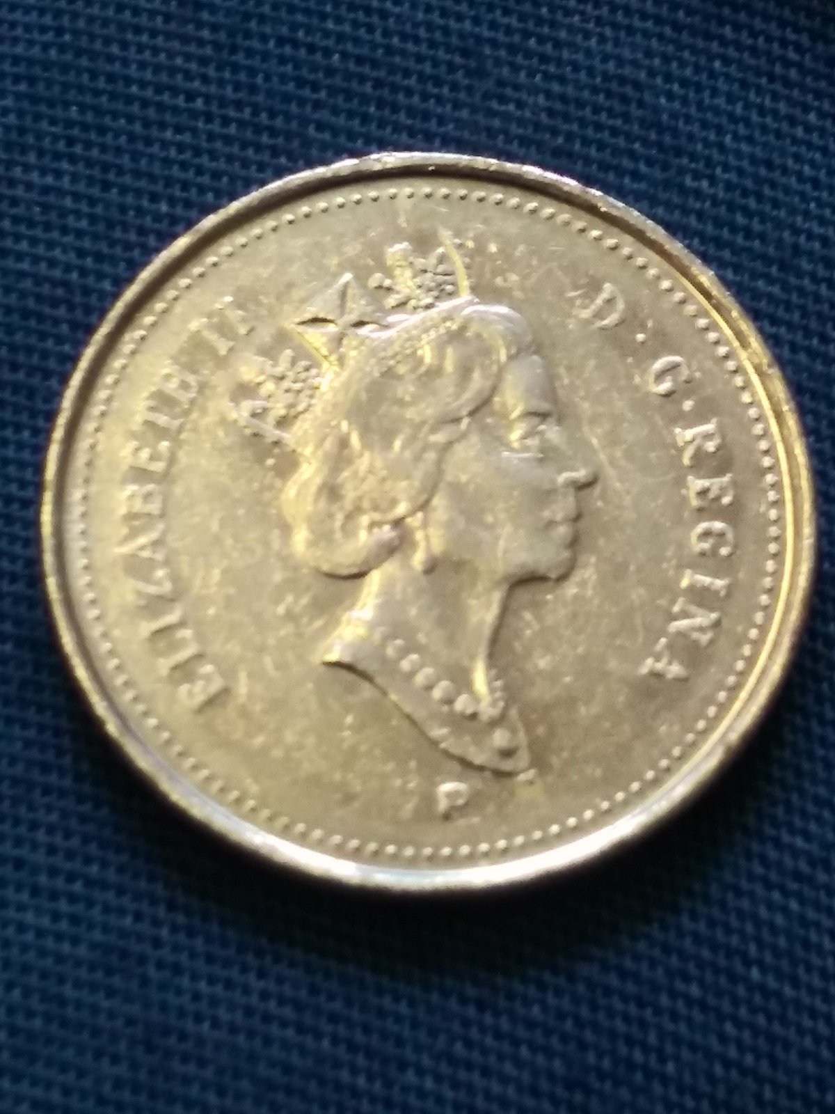 2001-5-Cent-Bugtail-And-Die-Chip-Obverse.