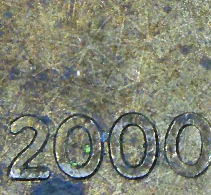 2000-Lincoln-Memorial-Cent-With-Strange-Marks?
