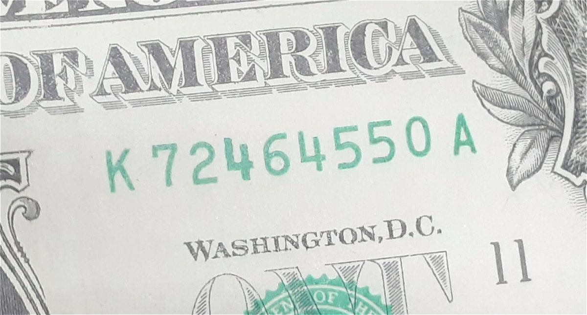 2017-$1-Bill-Over-Inked-Serial-Number?