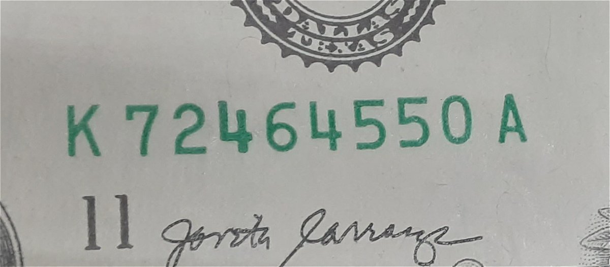 2017-$1-Bill-Over-Inked-Serial-Number?