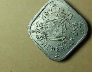 Show-Your-Coins-With-Different-Edges