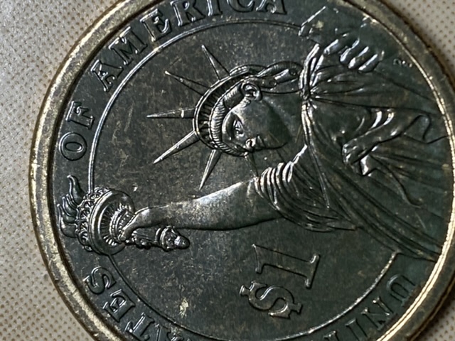Uncirculated-2007-George-Washington-Commemorative-Coin-Extremely-Rare-Color