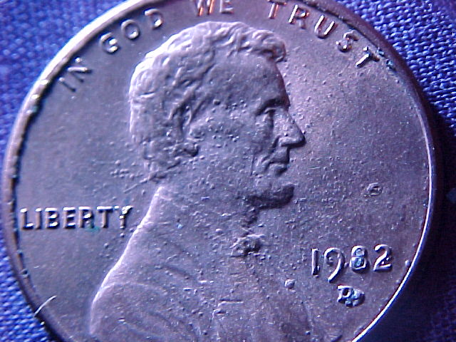 1982-D-Lincoln-Memorial-Cent-With-Chicken-Pox