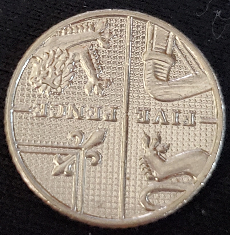 2014-Five-Pence-Is-This-An-Error-Or-Am-I-Seeing-Things
