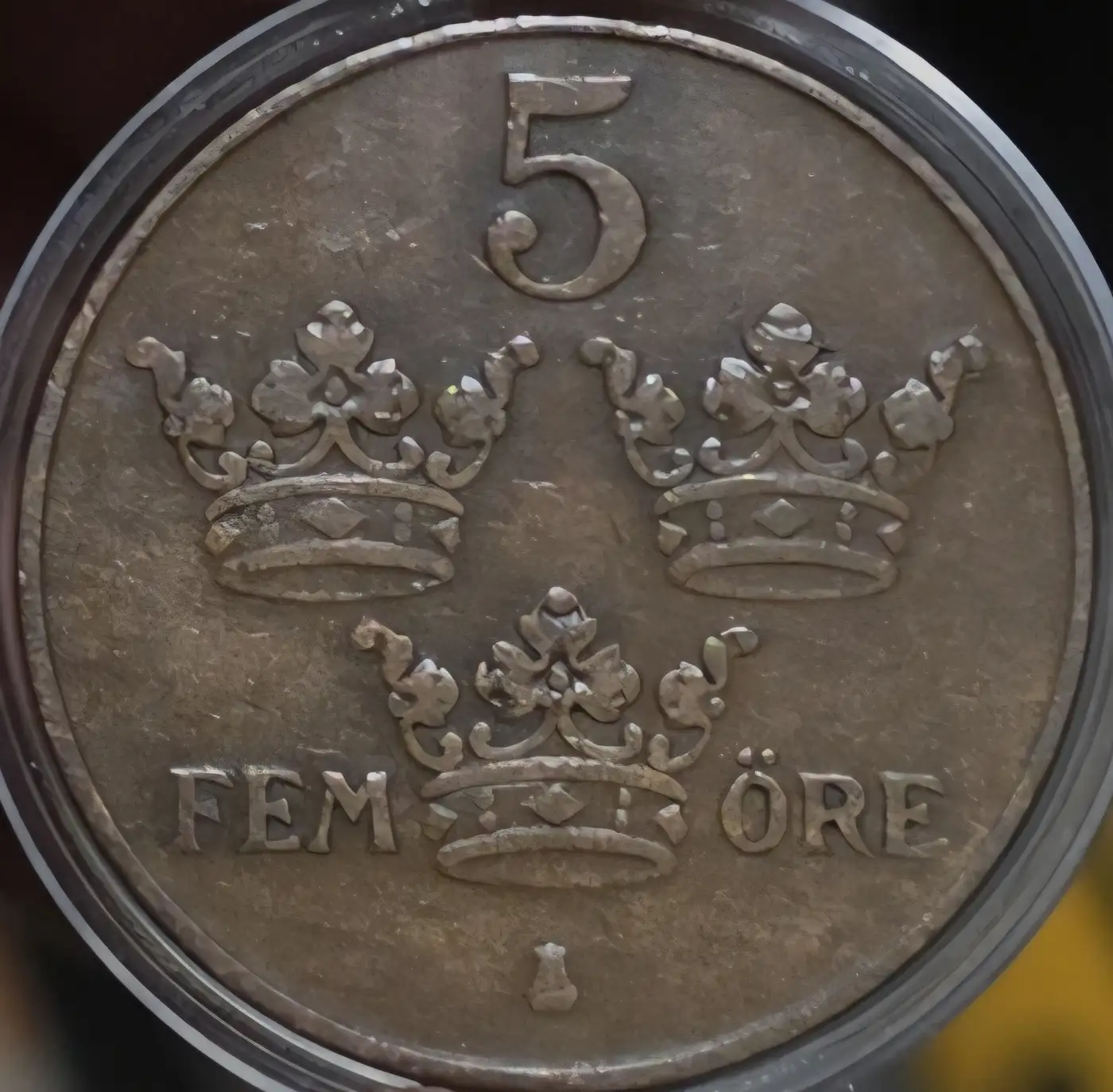1932-Sweden-5-Ore-Error-Something-Under-The-Letter-E
