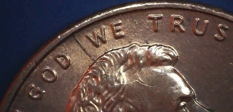 1999-P-LMC-W-/-Features