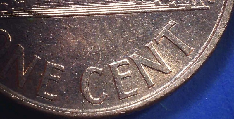 1999-P-LMC-W-/-Features