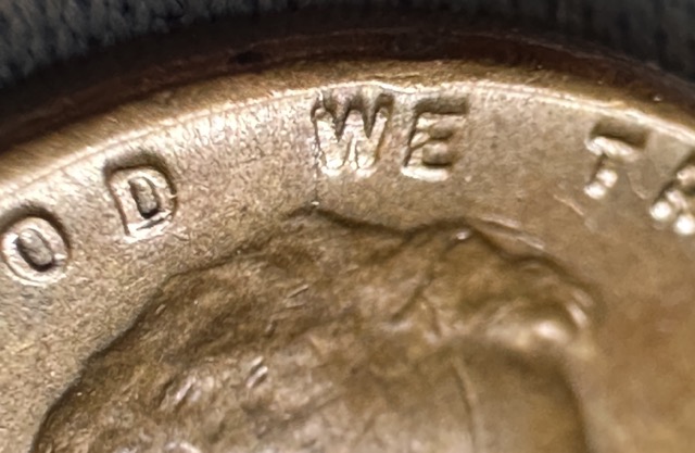 1957-D-Lincoln-Wheat-Cent,-Spike-Head-And-Die-Chip