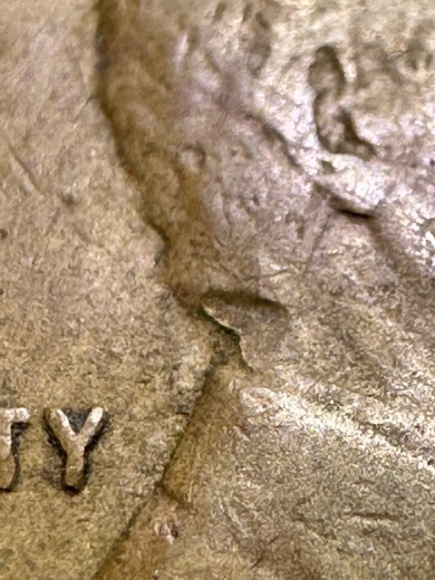 1952-D-Lincoln-Cent--Die-Chip-