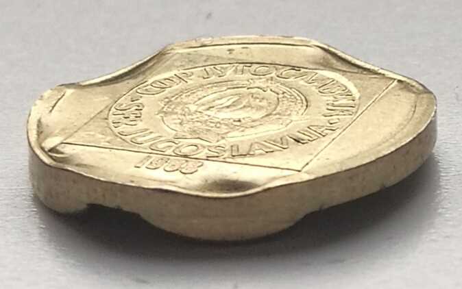 10-Dinara-1988-Jugoslavija-/-Cud-Error