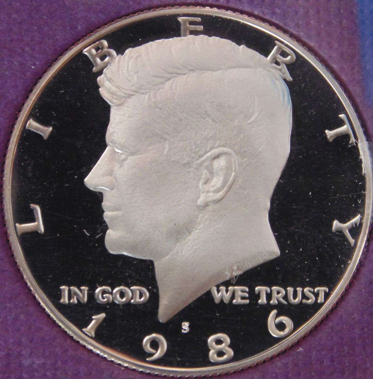 Bicentennial-Eisenhower-Dollar-Error/Variety?