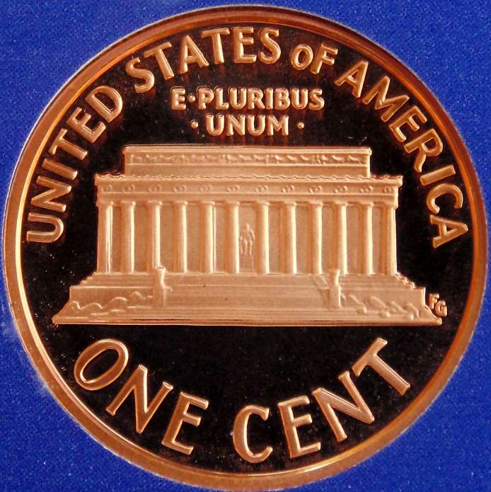 2006-S-Clad-Shows-An-Embedded-Object.-Is-It-A-Strikethrough?