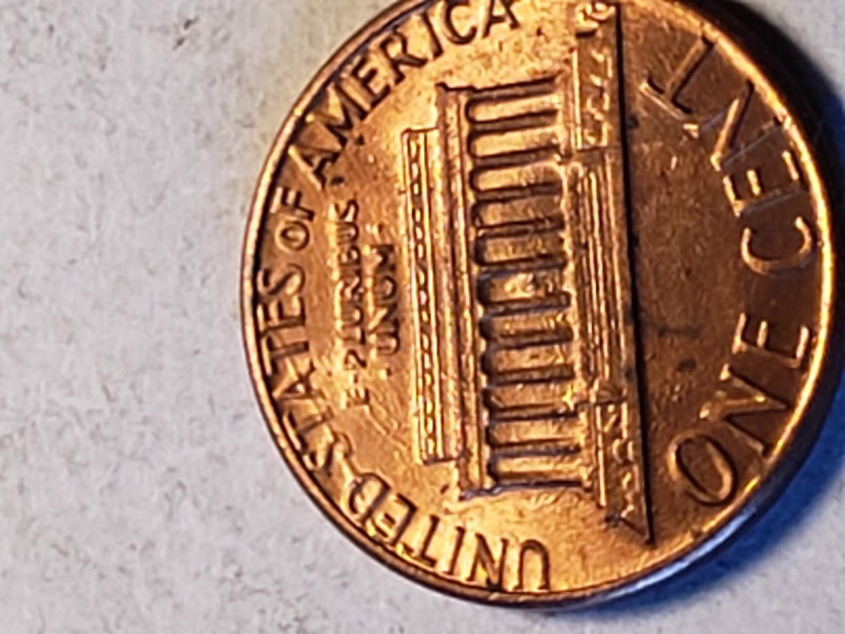 1983-LMC-Die-Clash?-Double-Die-On-Mintmark?