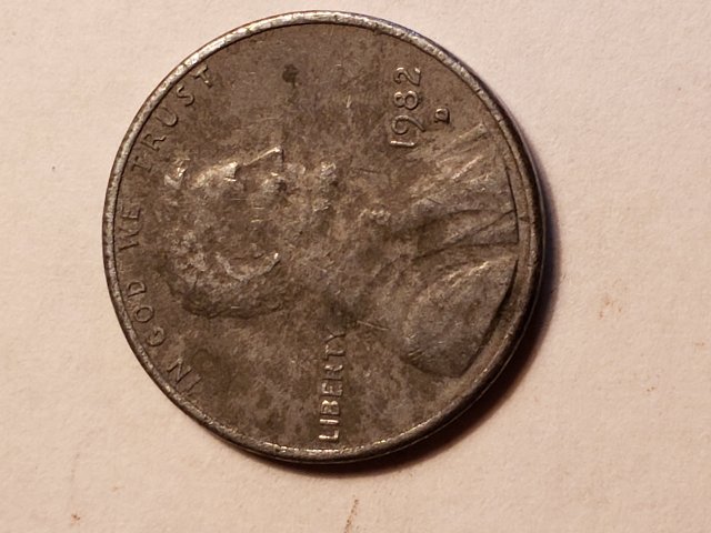 1982-D-Small-Date-Penny-Stuck-On-Foreign-Planchet.-Need-Help!