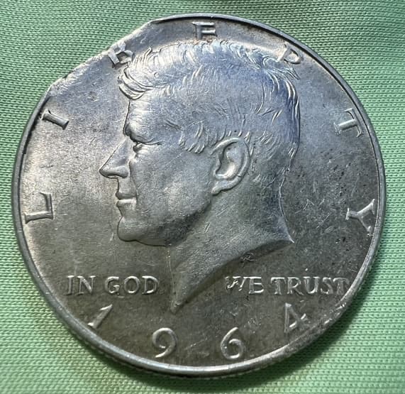 1964-Kennedy-Half-Dollar---Clipped-Or-PMD?
