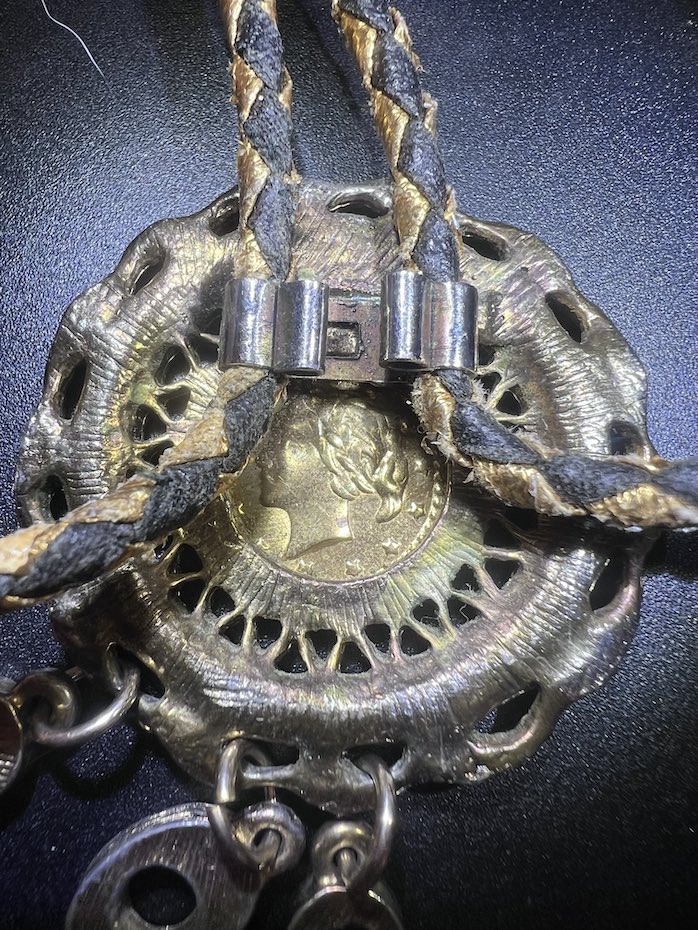 Pap-Loom-909-Bolo-Tie-W/-Hidden-Coin/Token-In-Reverse-&-No-Markings-FoundYet