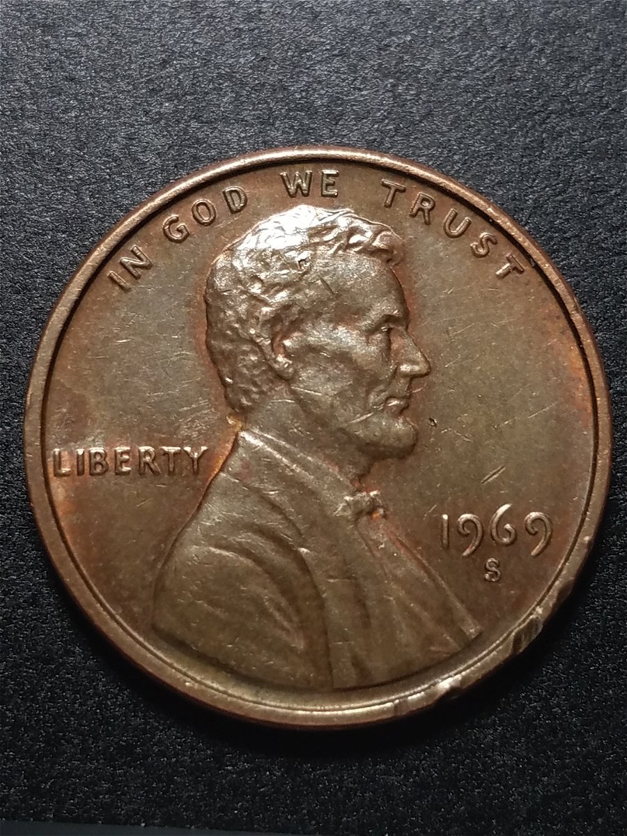 1969-S-Lincoln-Cent:-Is-This-An-Error-Or-Just-A-Damaged-Coin?