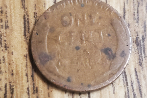 19xx-Wheat-Penny-Missing-Some-Stamp