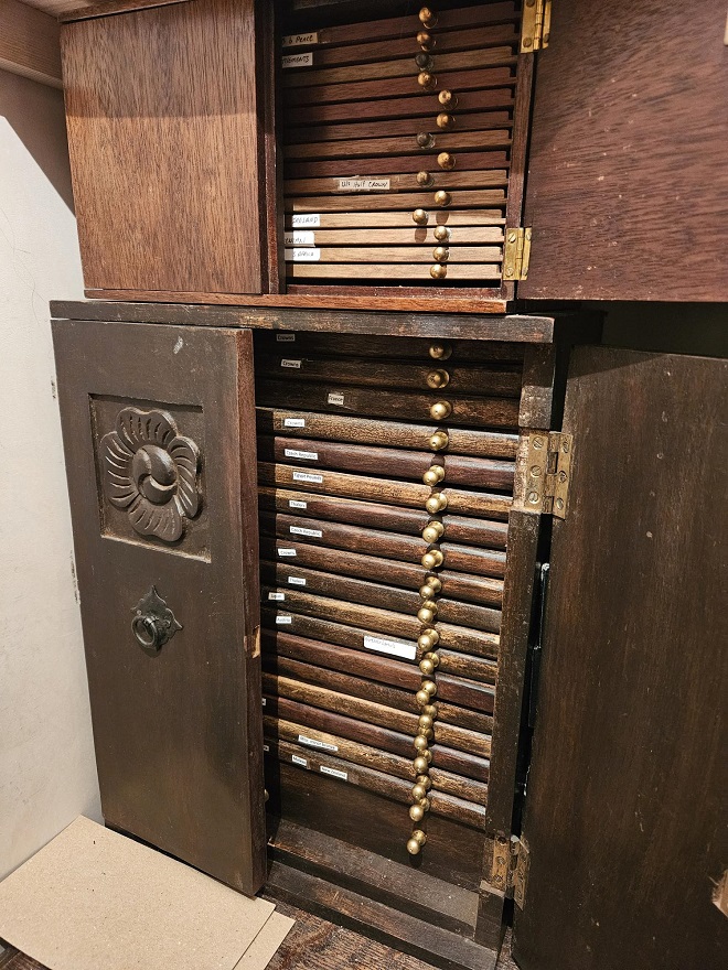 Folders-And-Books-For-Coins?
