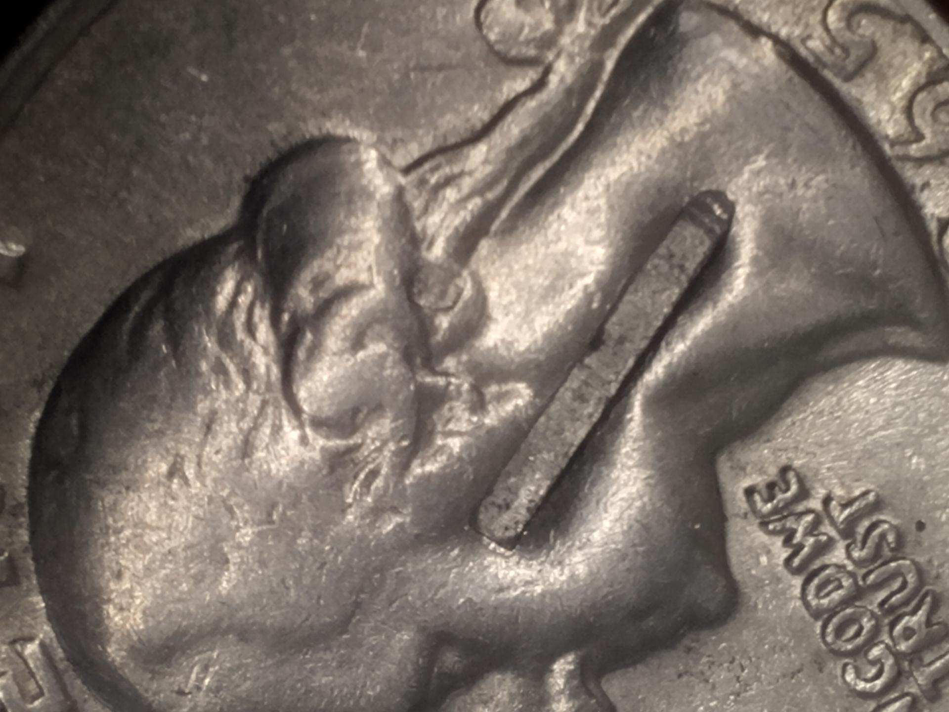 Pleas-Help-Explain-This-1965-No-Mint-Washington-Quarter.-Thanks