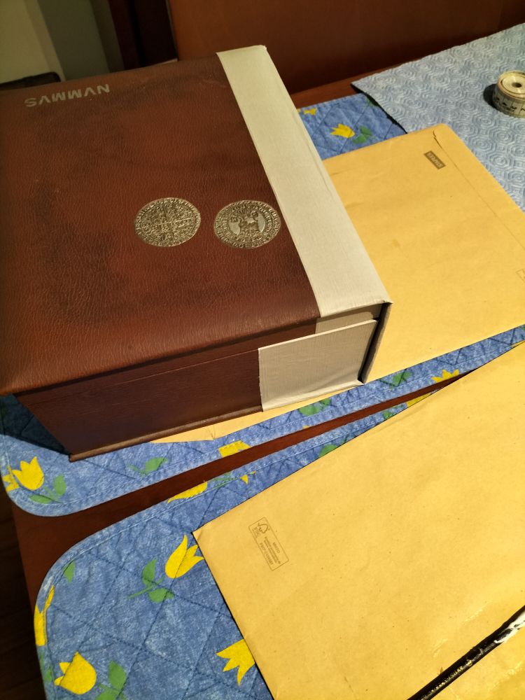 Nice-Old-Box-For-Coin-Trays.-Opinions-On-How-To-