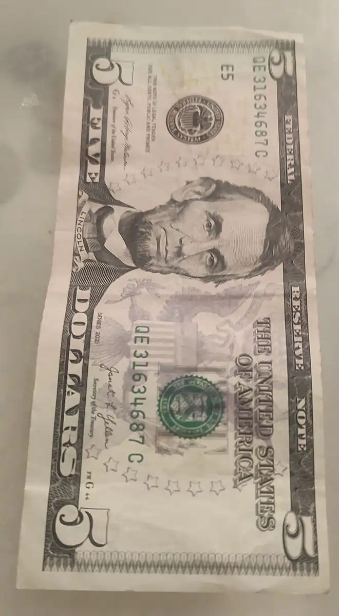 2021-$5-Bill-Print-Is-Uneven