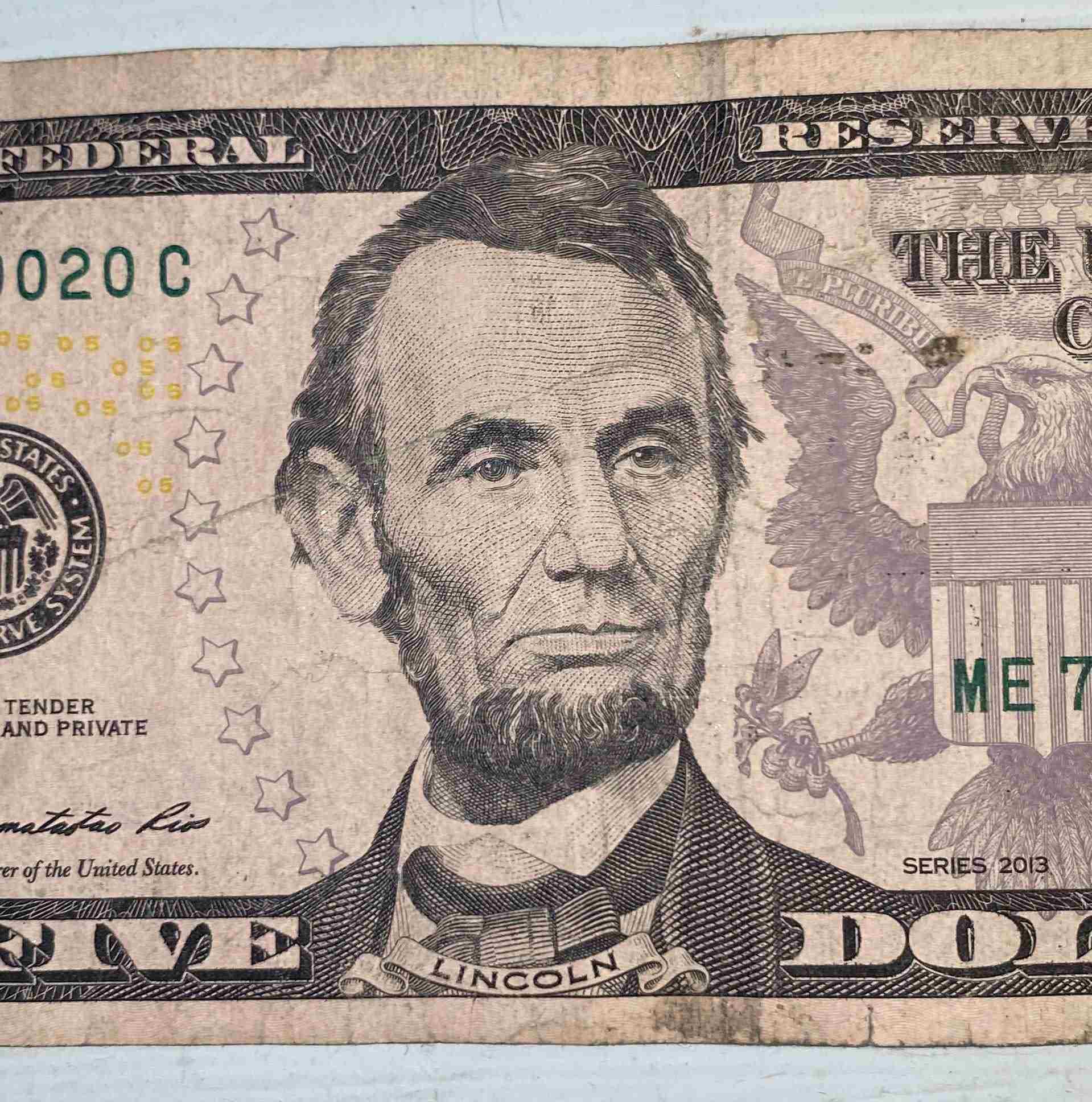 2013-$5-Federal-Reserve-Note---Sent-In-The-Mail-By-Nielsen-Ratings-Media-Study