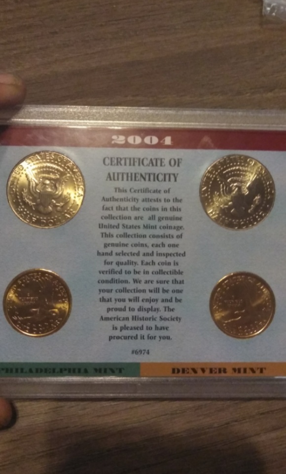 2004-Kennedy-Halves-And-Sacagawea-Dollars-Set-Uncirculated