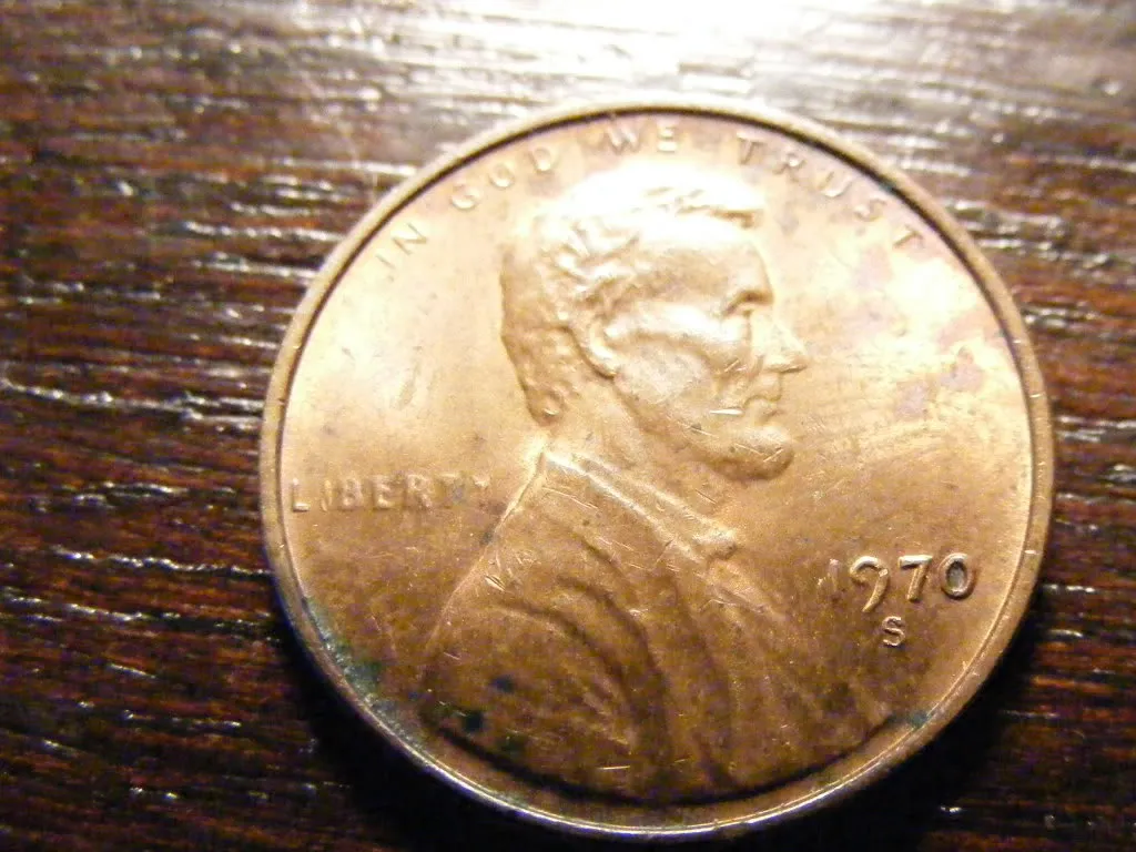 1970-S-Small-Date-Found-In-Bank-Roll