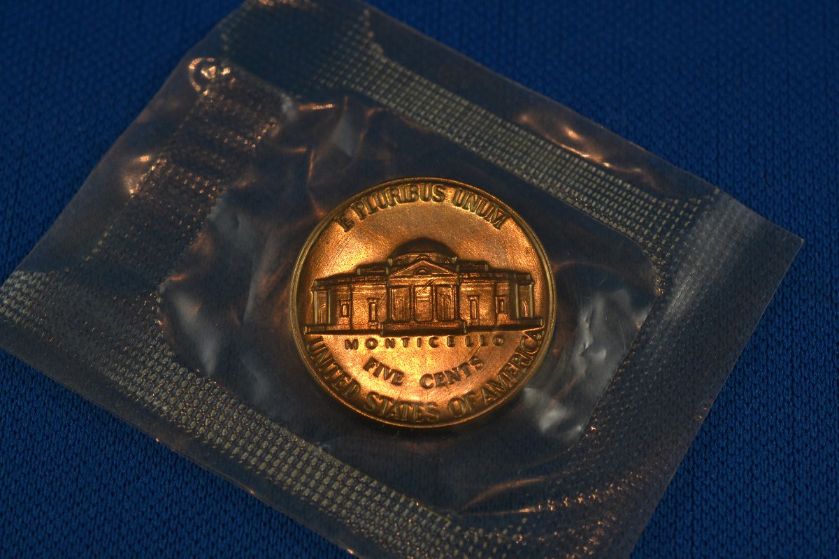 What-Am-I-Looking-At..?-1961-Full-Step-Jefferson-Nickel?