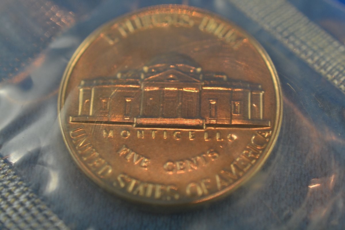 What-Am-I-Looking-At..?-1961-Full-Step-Jefferson-Nickel?