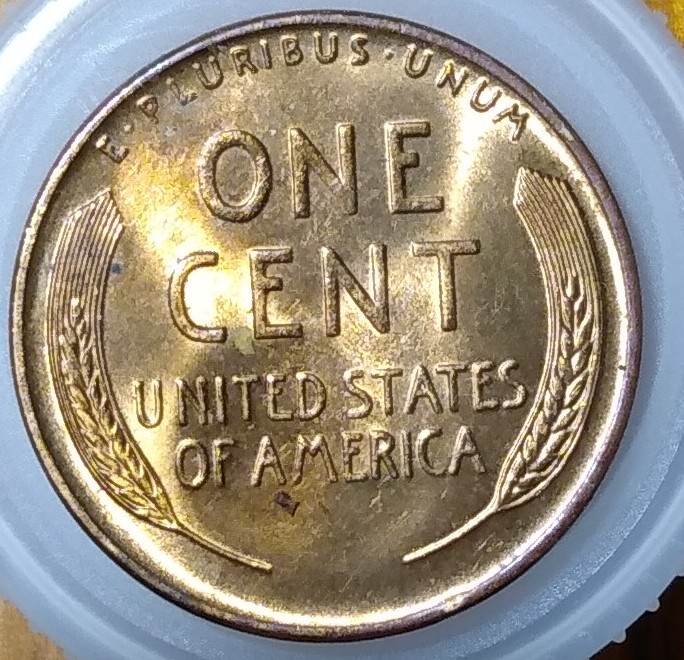 1942-Penny-Has-Copper-Coating-But-Has-White-Metal-Underneath