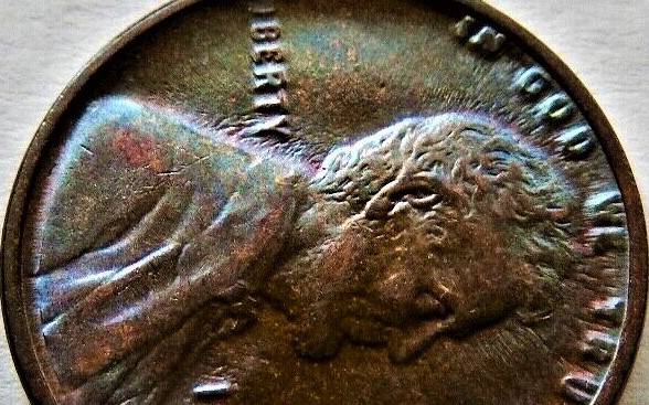 1917-D-Lincoln-Wheat-Cent.--Strange-Mint-Action-On-Obverse?