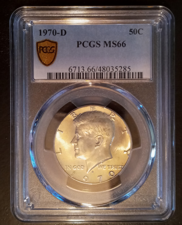 1970-D-Kennedy-Half-W/Cloudy-Fields